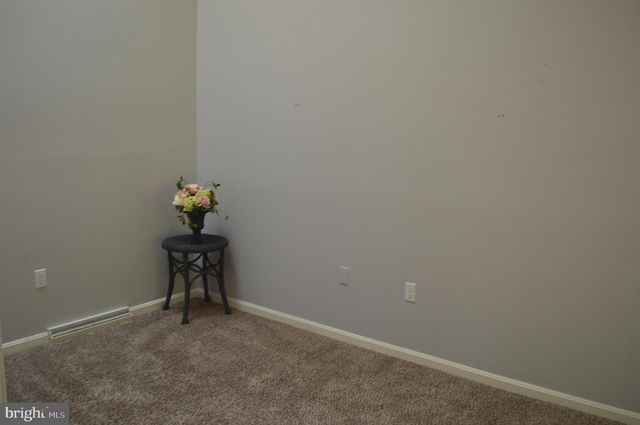910 CHERRINGTON DR #910, Harrisburg, PA 17110