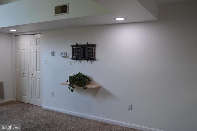 910 CHERRINGTON DR #910, Harrisburg, PA 17110