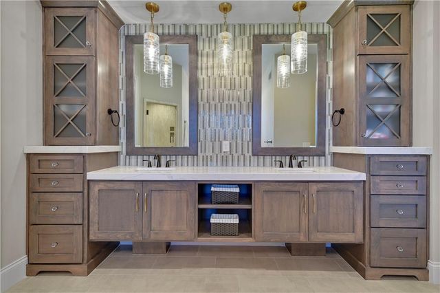 16916 Bond Street, Overland Park, KS 66221