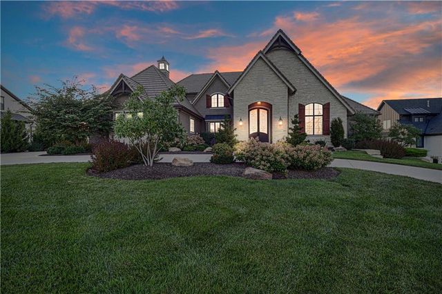 16916 Bond Street, Overland Park, KS 66221