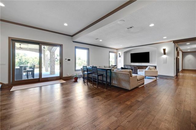 16916 Bond Street, Overland Park, KS 66221
