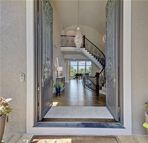16916 Bond Street, Overland Park, KS 66221