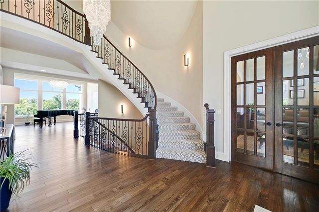 16916 Bond Street, Overland Park, KS 66221