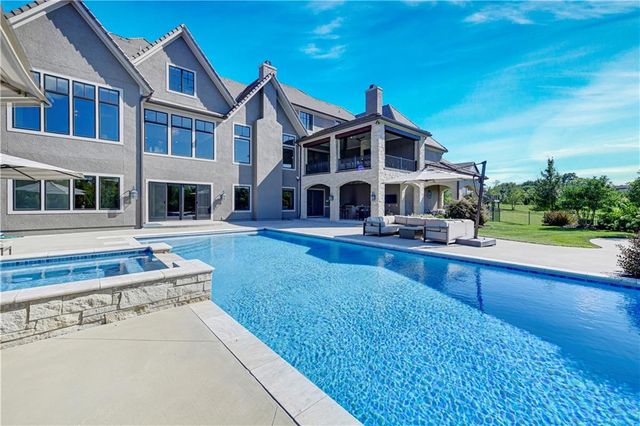 16916 Bond Street, Overland Park, KS 66221
