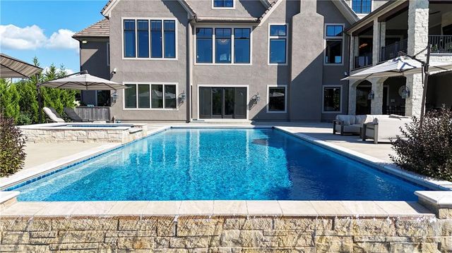 16916 Bond Street, Overland Park, KS 66221