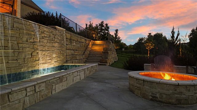 16916 Bond Street, Overland Park, KS 66221