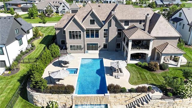 16916 Bond Street, Overland Park, KS 66221