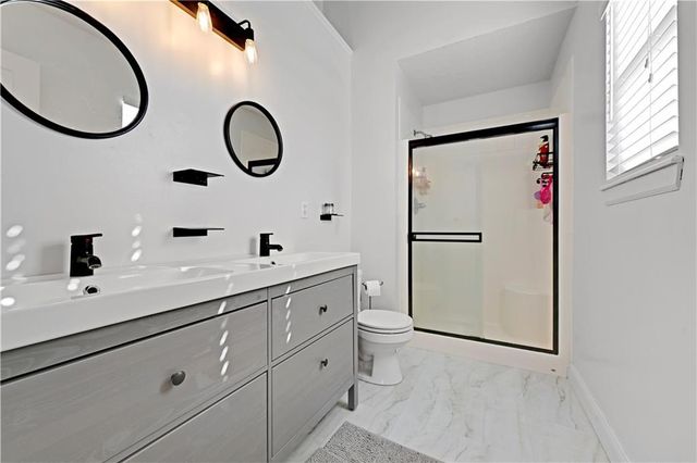 1511 N 4th Street E, Louisburg, KS 66053