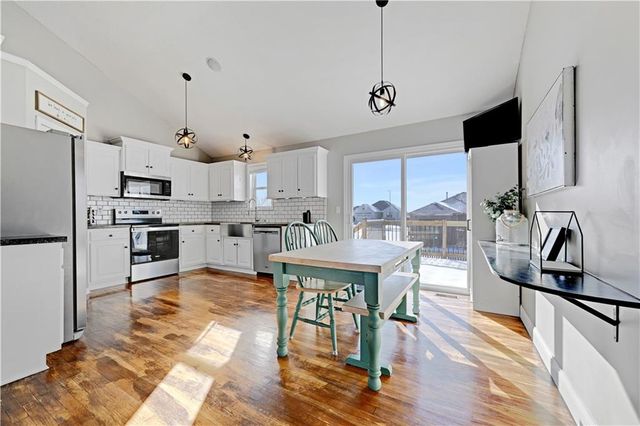 1511 N 4th Street E, Louisburg, KS 66053