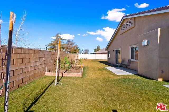 43941 59th Street, Lancaster, CA 93536
