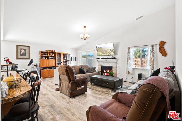 43941 59th Street, Lancaster, CA 93536