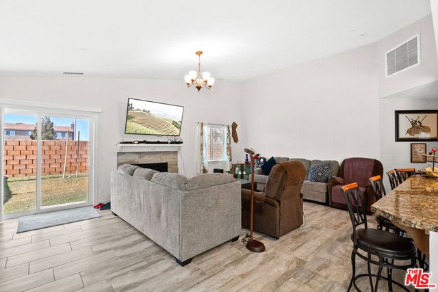 43941 59th Street, Lancaster, CA 93536