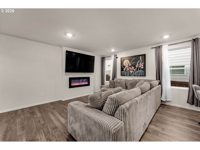 17405 Nw 10TH Ave, Ridgefield, WA 98642