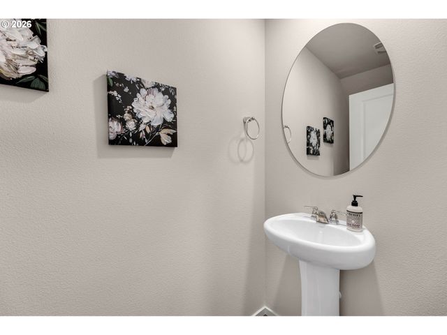 17405 Nw 10TH Ave, Ridgefield, WA 98642