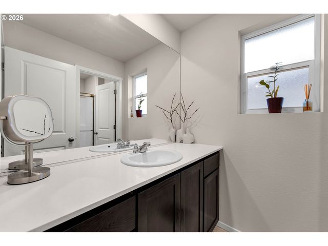 17405 Nw 10TH Ave, Ridgefield, WA 98642