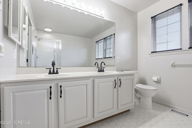 4602 Galloping Hill Lane, Toms River, NJ 08755