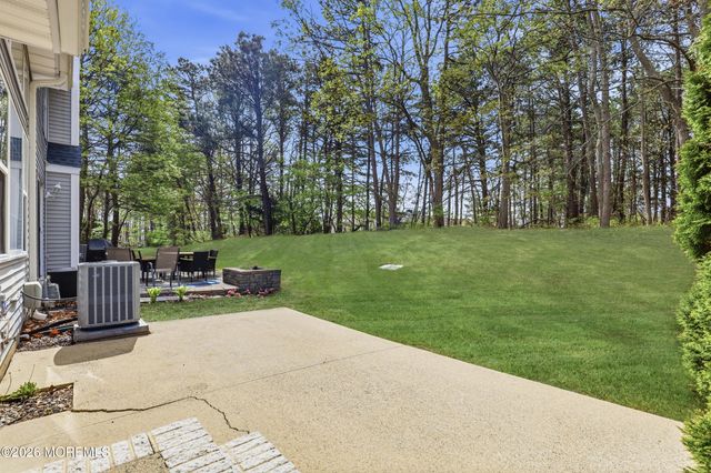 4602 Galloping Hill Lane, Toms River, NJ 08755