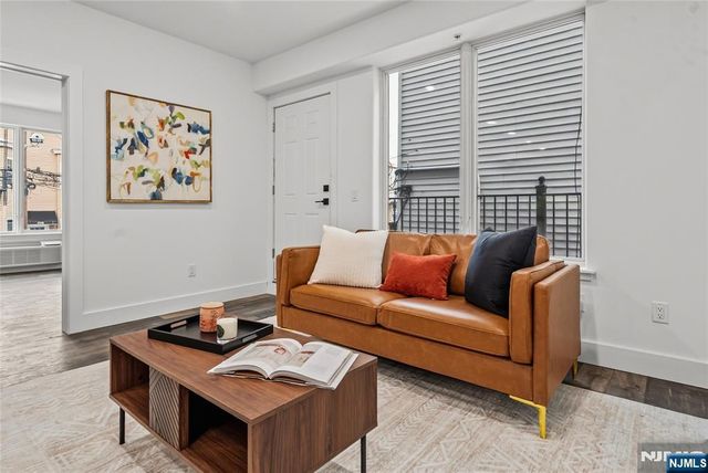 521 10th Street B1, Union City, NJ 07087