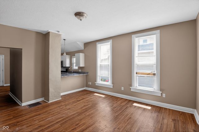 91 N 4th Avenue, Beech Grove, IN 46107