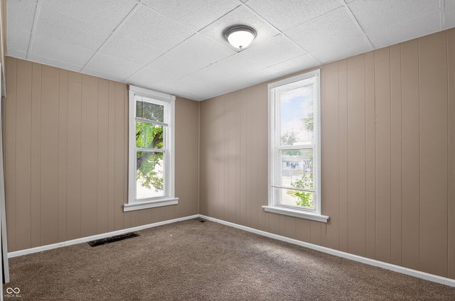 91 N 4th Avenue, Beech Grove, IN 46107