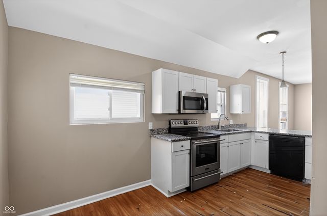 91 N 4th Avenue, Beech Grove, IN 46107