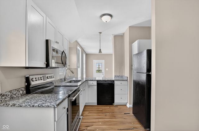 91 N 4th Avenue, Beech Grove, IN 46107