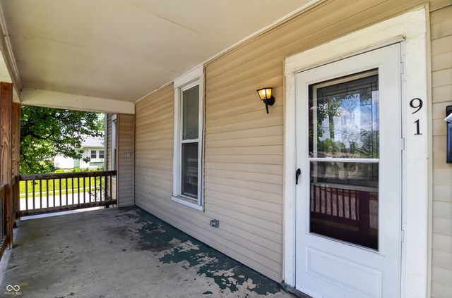 91 N 4th Avenue, Beech Grove, IN 46107