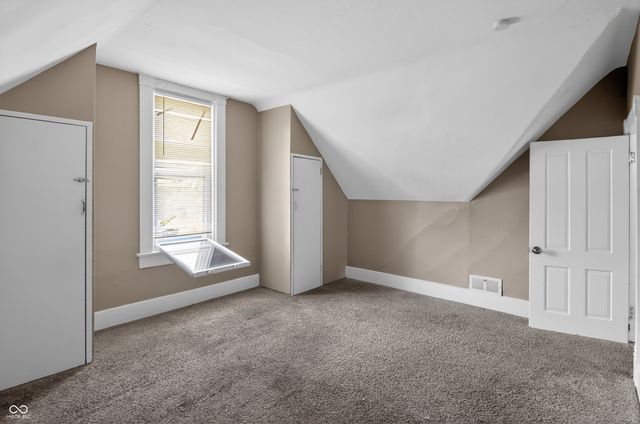 91 N 4th Avenue, Beech Grove, IN 46107