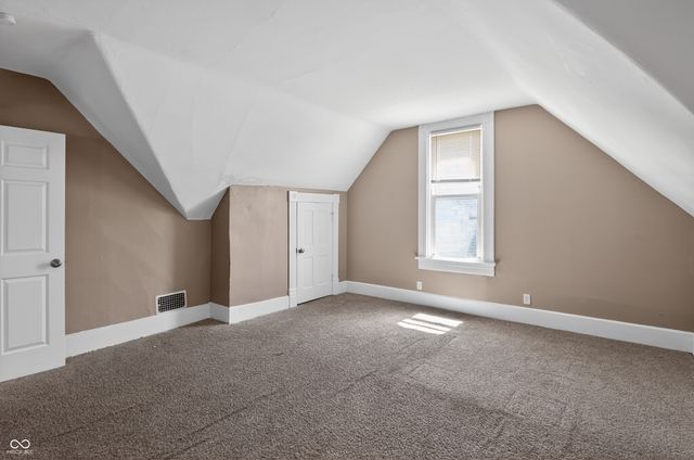 91 N 4th Avenue, Beech Grove, IN 46107