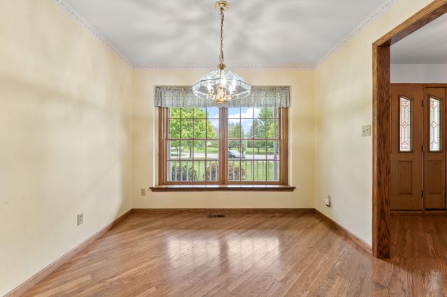 441 Summerhill Place, Valparaiso, IN 46385