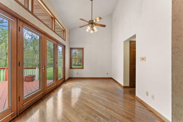 441 Summerhill Place, Valparaiso, IN 46385