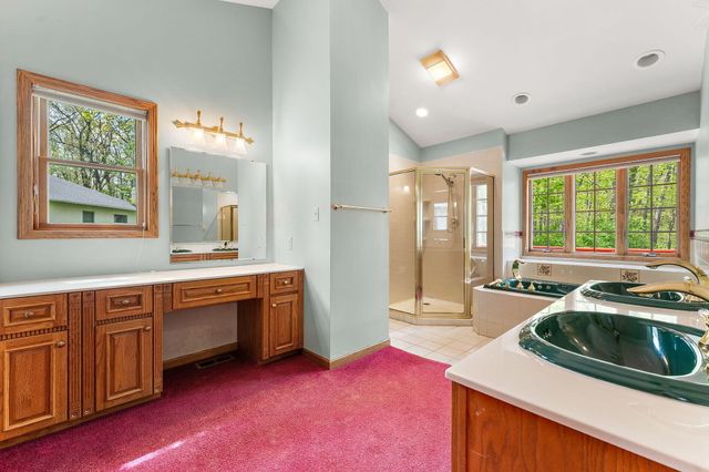 441 Summerhill Place, Valparaiso, IN 46385