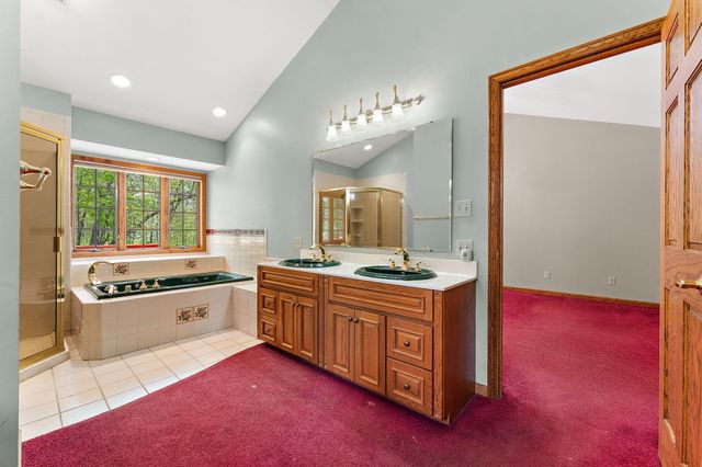 441 Summerhill Place, Valparaiso, IN 46385