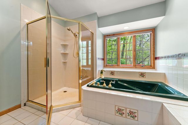 441 Summerhill Place, Valparaiso, IN 46385