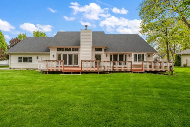441 Summerhill Place, Valparaiso, IN 46385