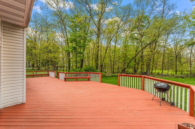 441 Summerhill Place, Valparaiso, IN 46385