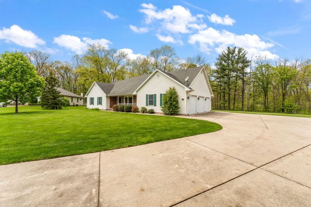 441 Summerhill Place, Valparaiso, IN 46385