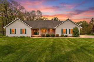 441 Summerhill Place, Valparaiso, IN 46385