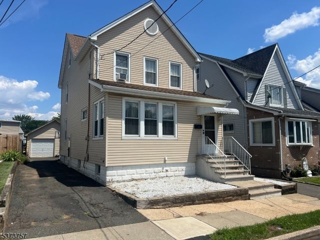520 Bernard Ave, Linden City, NJ 07036