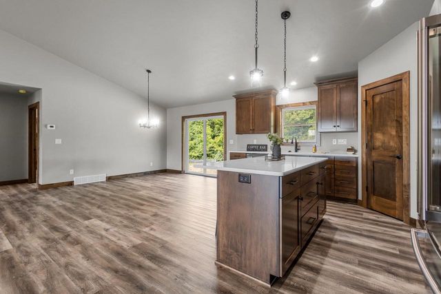 6157 BAY HILL COURT, Luxemburg, WI 54217