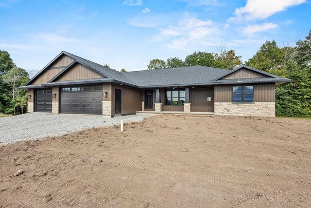 6157 BAY HILL COURT, Luxemburg, WI 54217