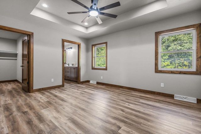 6157 BAY HILL COURT, Luxemburg, WI 54217