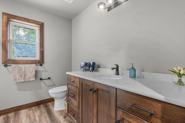 6157 BAY HILL COURT, Luxemburg, WI 54217