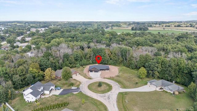 6157 BAY HILL COURT, Luxemburg, WI 54217