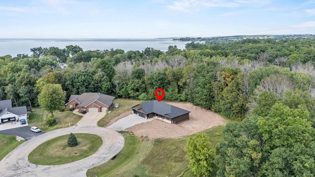 6157 BAY HILL COURT, Luxemburg, WI 54217