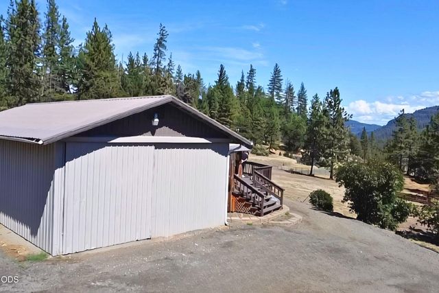 850 Ragsdale Road, Trail, OR 97541
