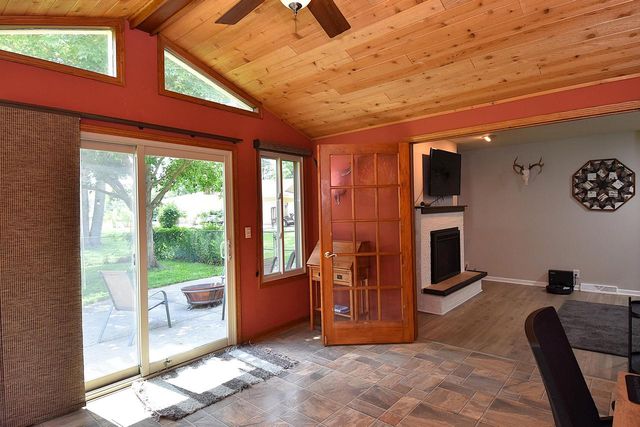 2010 S Rogers COURT, New Berlin, WI 53146