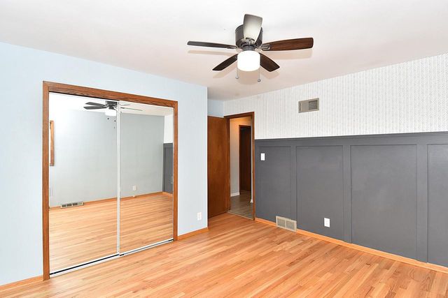 2010 S Rogers COURT, New Berlin, WI 53146