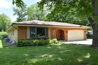 2010 S Rogers COURT, New Berlin, WI 53146