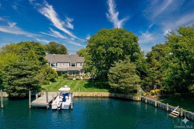 110 Elder Road, Islip, NY 11751